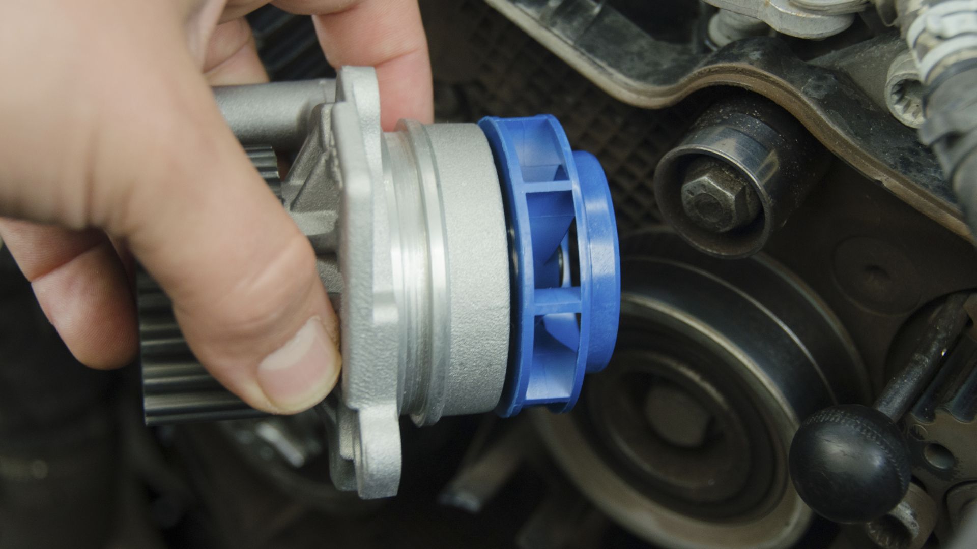 Overheating Warning: 5 Signs Your Car’s Water Pump is About to Fail